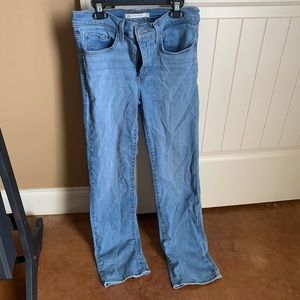 Levi’s Shaping Straight Jeans